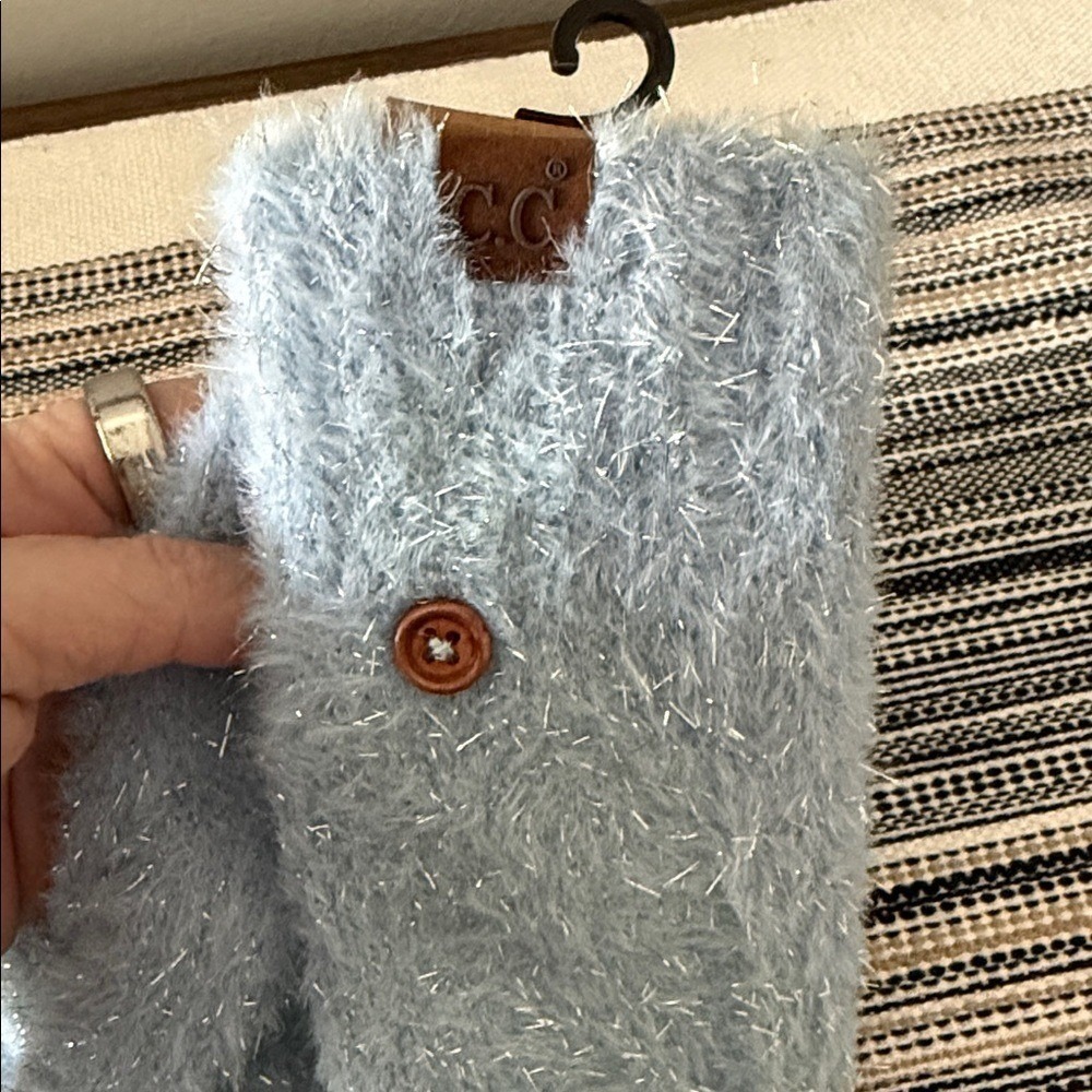 C.C Metallic Eyelash Solid Mitten Winter Glove Mittens Blue NWT - Picture 3 of 7
